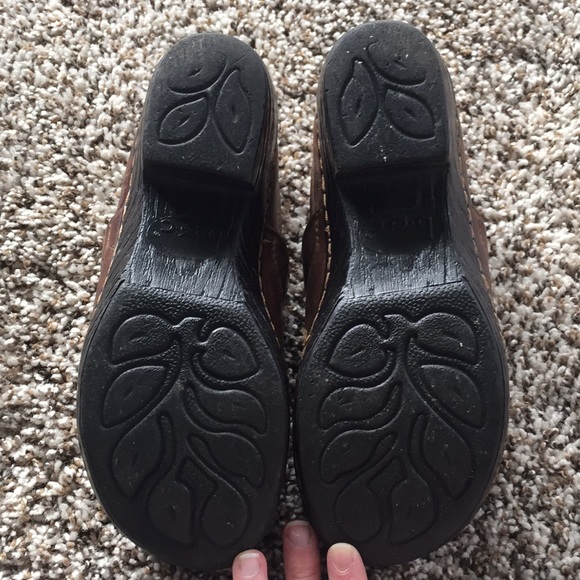 Boc leather clogs. Brown size 6 - Picture 5 of 5
